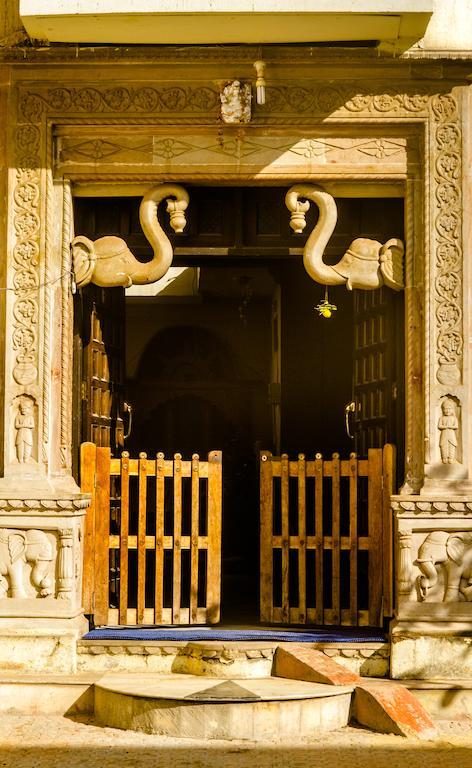 Hotel Haveli Katkoun Būndi Exterior foto